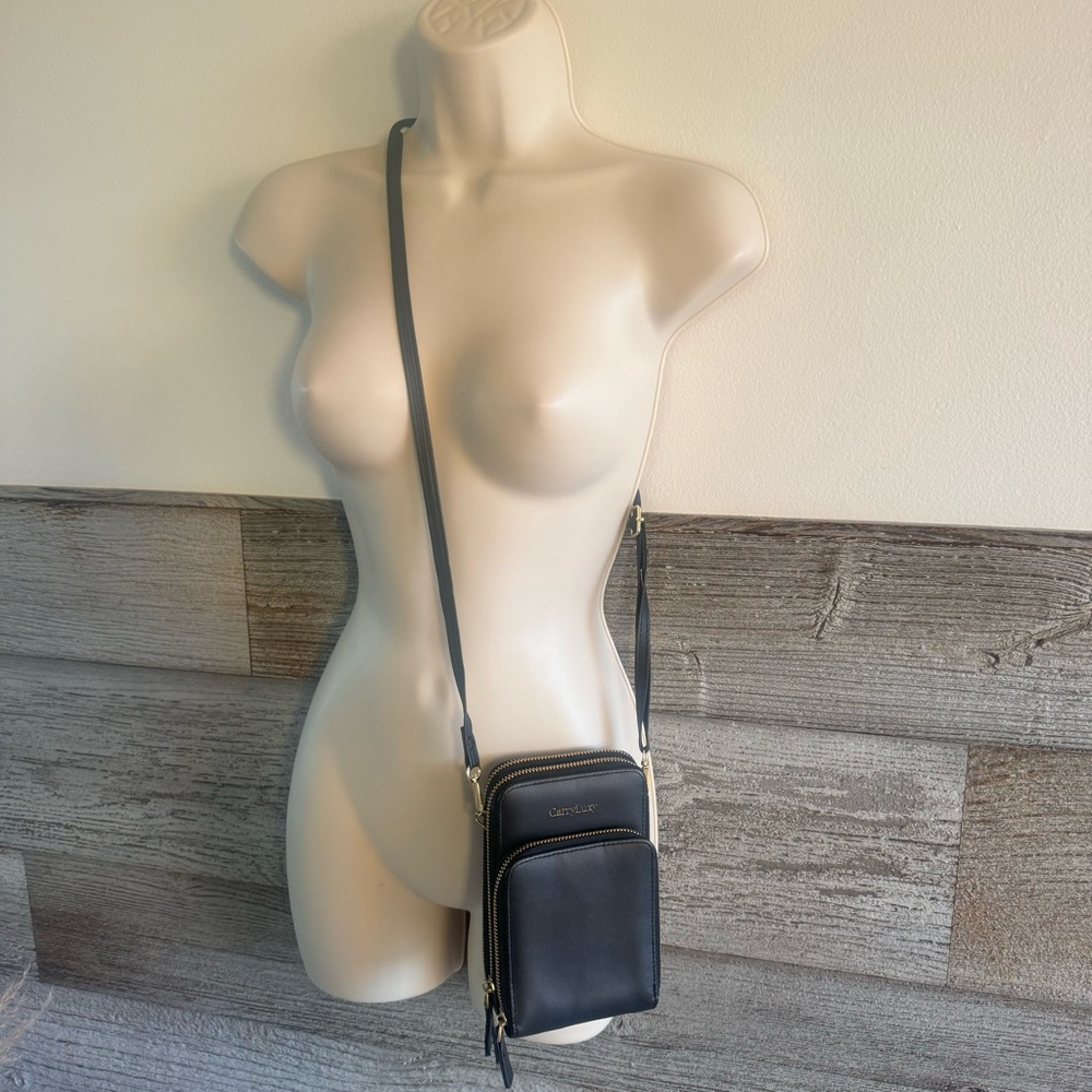 Carryluxy 3 Zipper Crossbody black